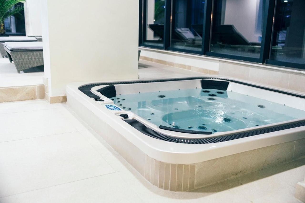 Isabelle Apartament Alezzi Beach Resort Mamaia Nord Нэводари Экстерьер фото