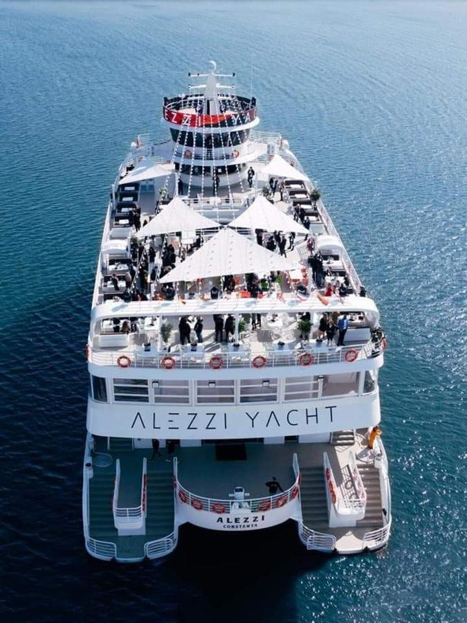 Isabelle Apartament Alezzi Beach Resort Mamaia Nord Нэводари Экстерьер фото